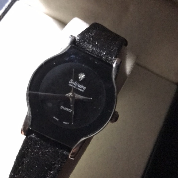 Solitaire wrist watch with genuine diamond main image 7